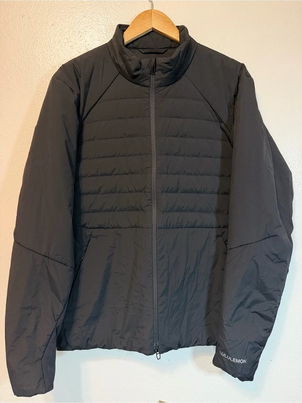 lululemon Men's Black Down For It All Jacket LARGE Full Zip Quilted Pockets